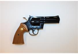 Revolver Colt Python 4.25" .357 Mag.