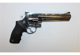 Revolver Taurus DA .44 Magnum