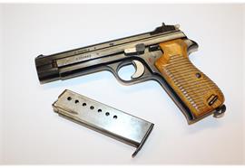 Pistole SIG P210 / P49 9mm Para ohne Fangraste