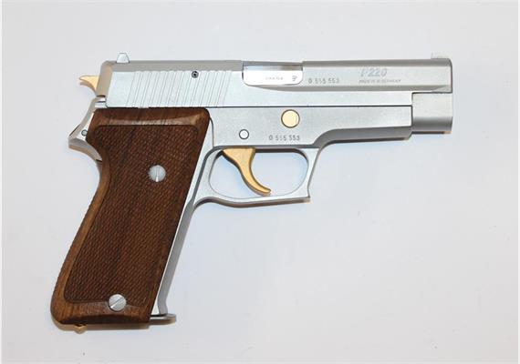 Pistole Sig Sauer P220 9mm Para / Von Bank