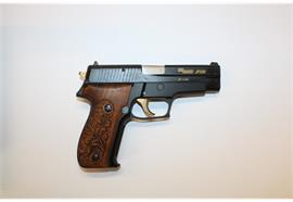 PISTOLE SIG SAUER P226 9MM 125 JAHRE Jubiläumspistole